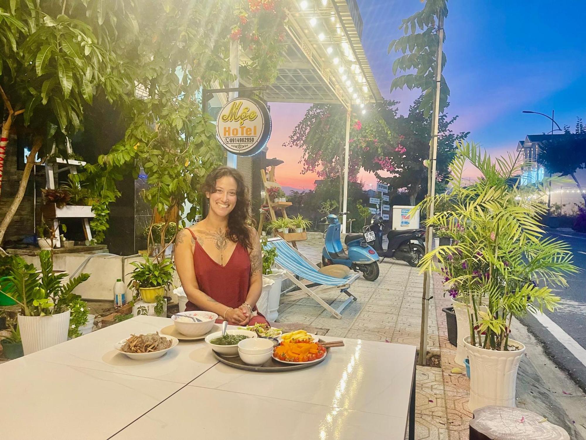 Moc Homestay- Near Bai Dai Beach Cam Lam 外观 照片